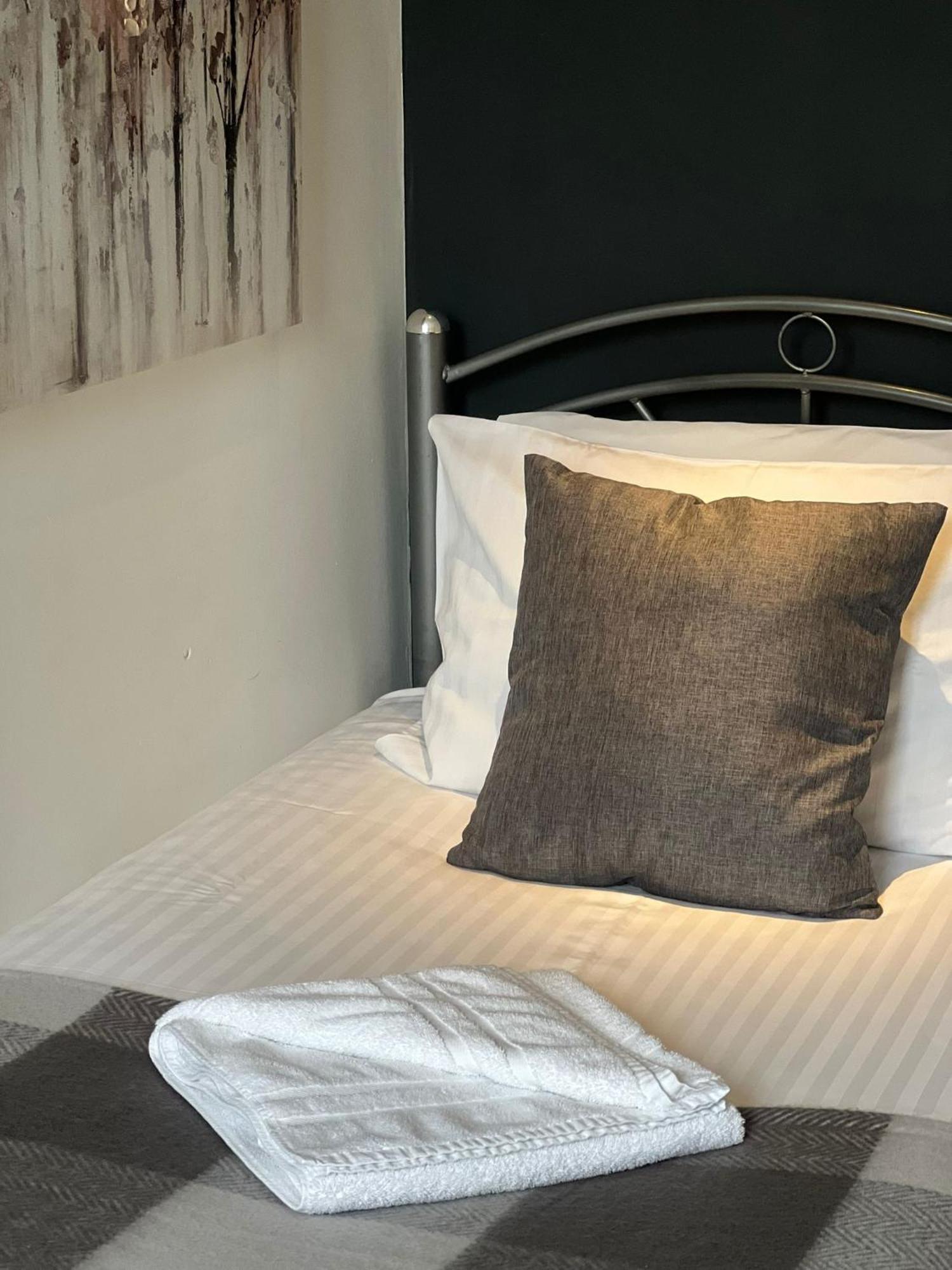 Rock House Bed And Breakfast Maidstone Chambre photo