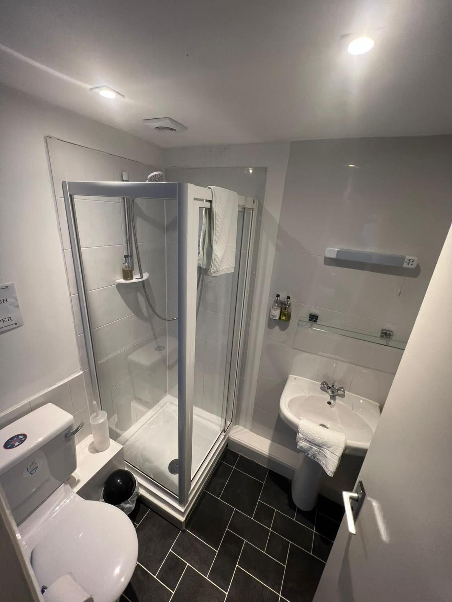 Rock House Bed And Breakfast Maidstone Chambre photo